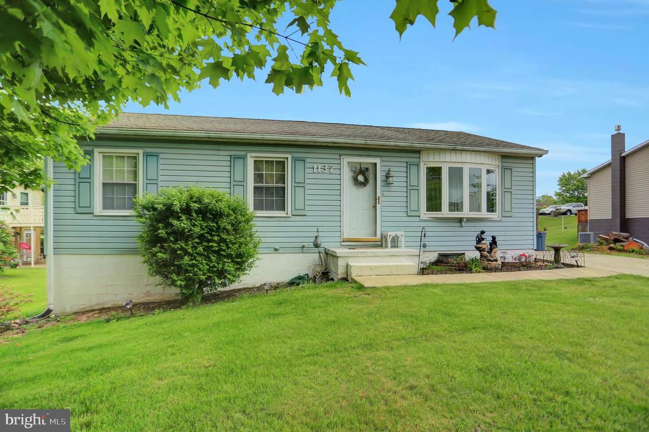 1137 Brookwood Drive - Photo 1