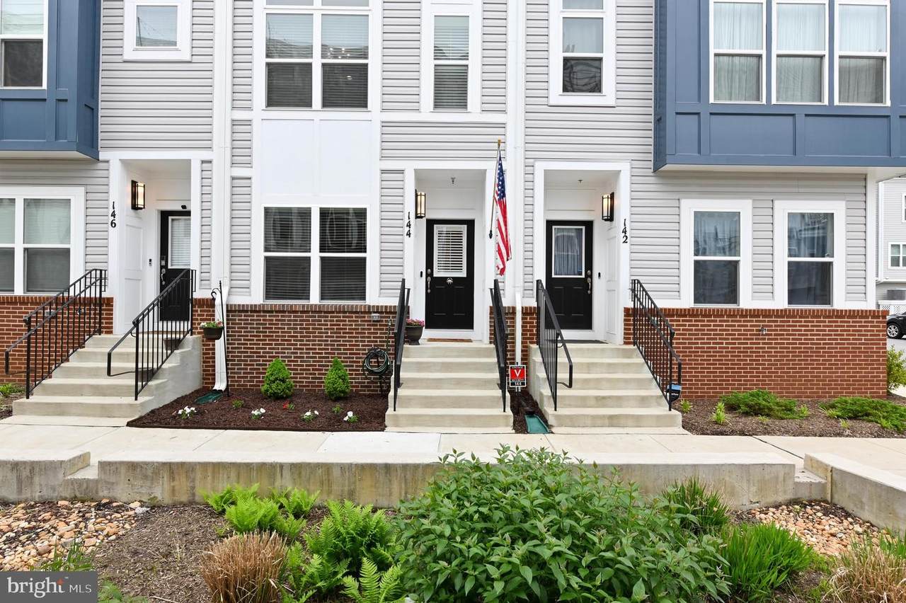 144 Lejeune Way - Photo 1