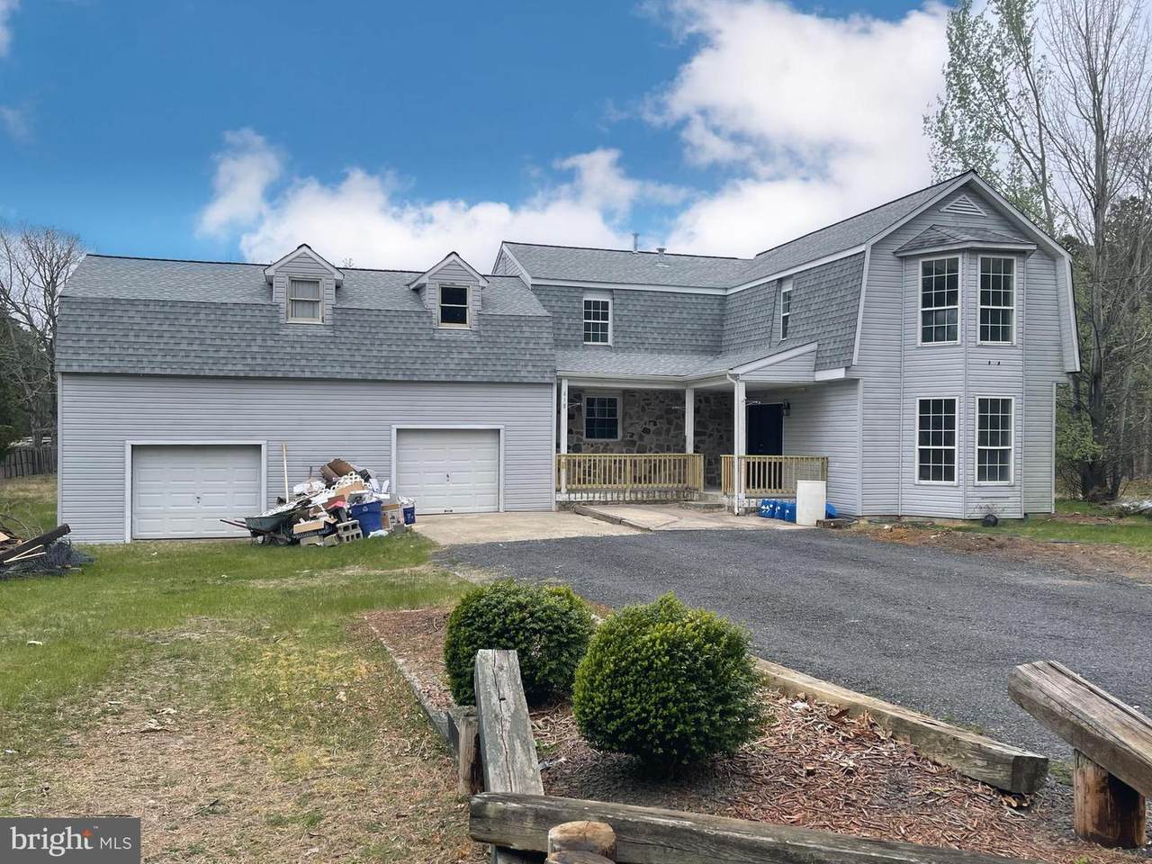 618 8TH Street - Photo 1