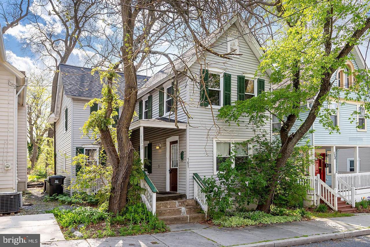 168 West Avenue - Photo 1