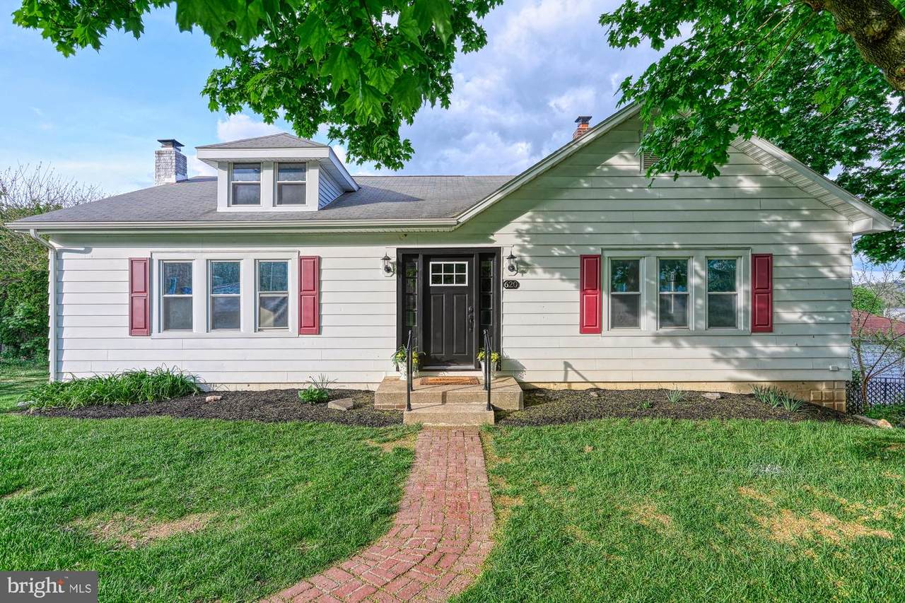 620 Woodland Avenue - Photo 1
