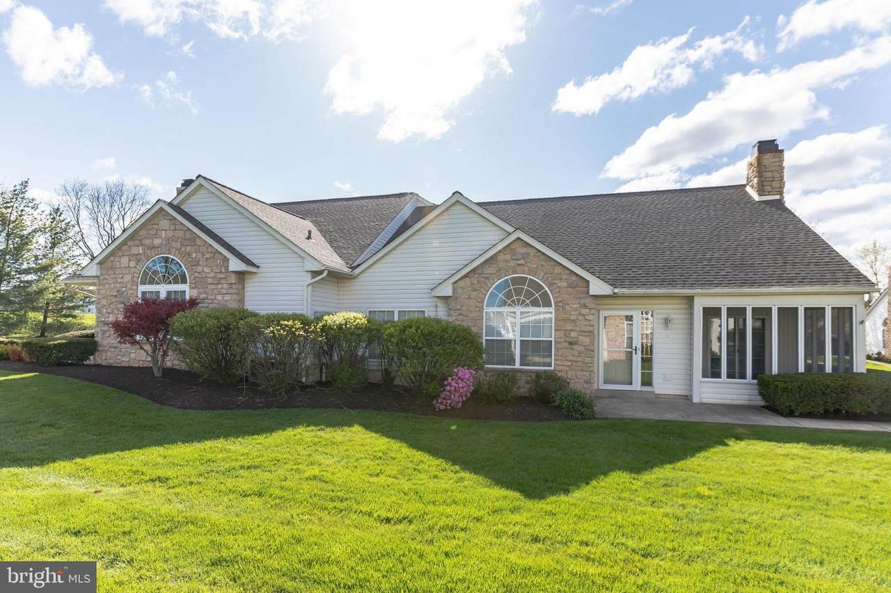 42 Cambridge Court - Photo 1