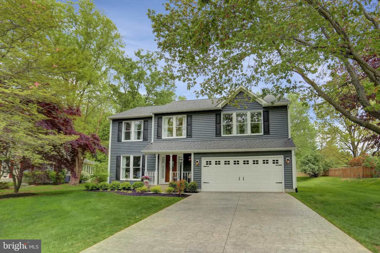 428 Sawgrass Court - Photo 1