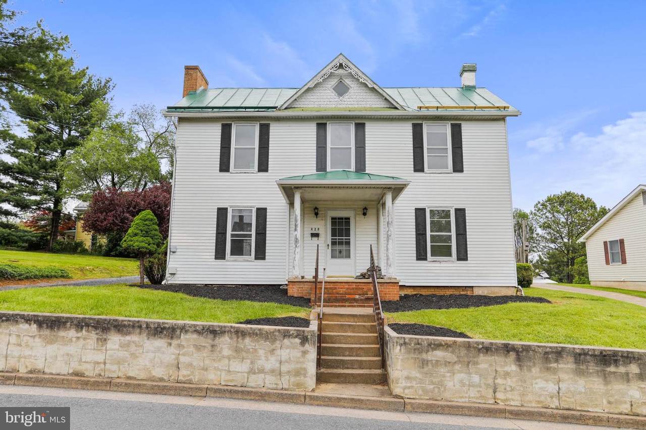 420 Spring Street - Photo 1