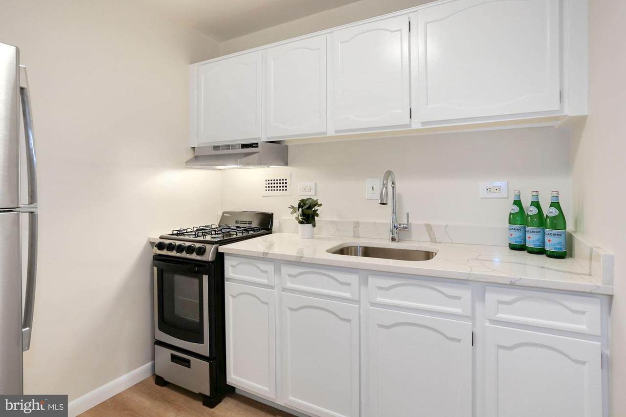 1420 N Street - Photo 1