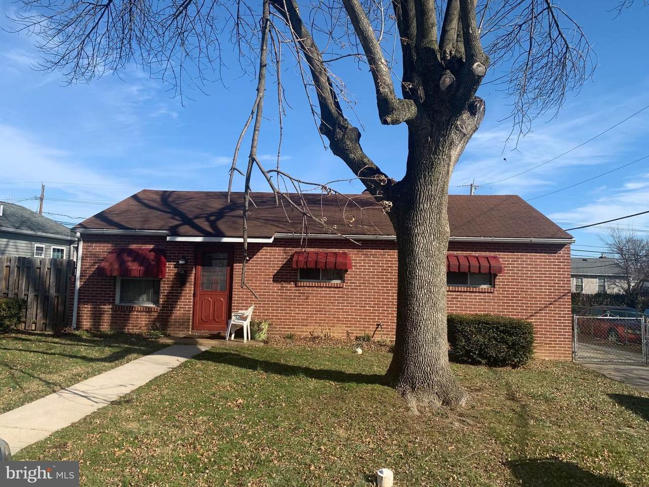 125 Halcyon Drive - Photo 1