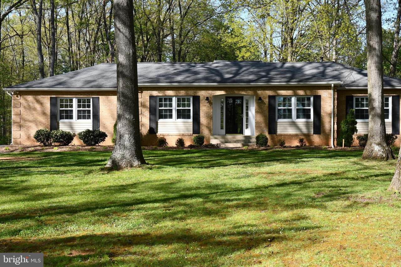 8013 Dustin Drive - Photo 1
