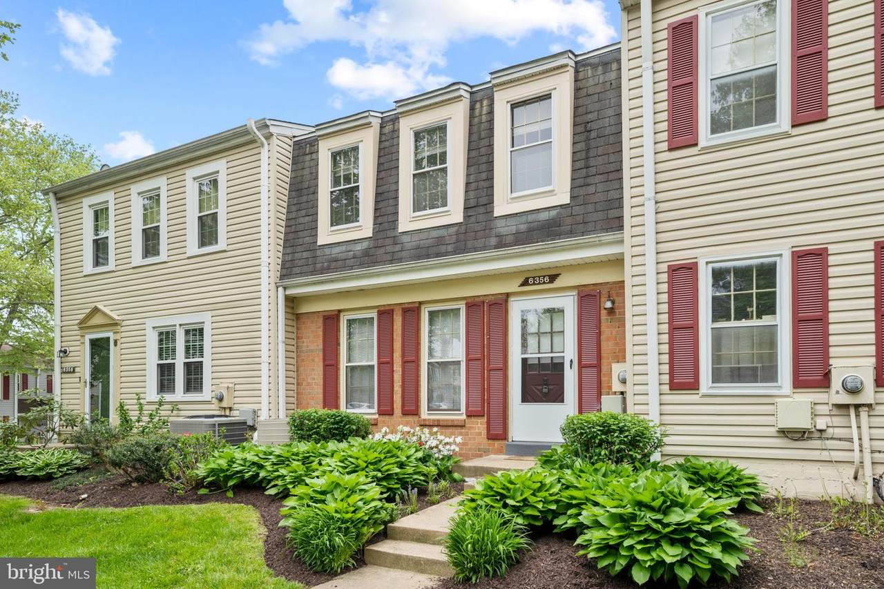 6356 Pine View Court - Photo 1