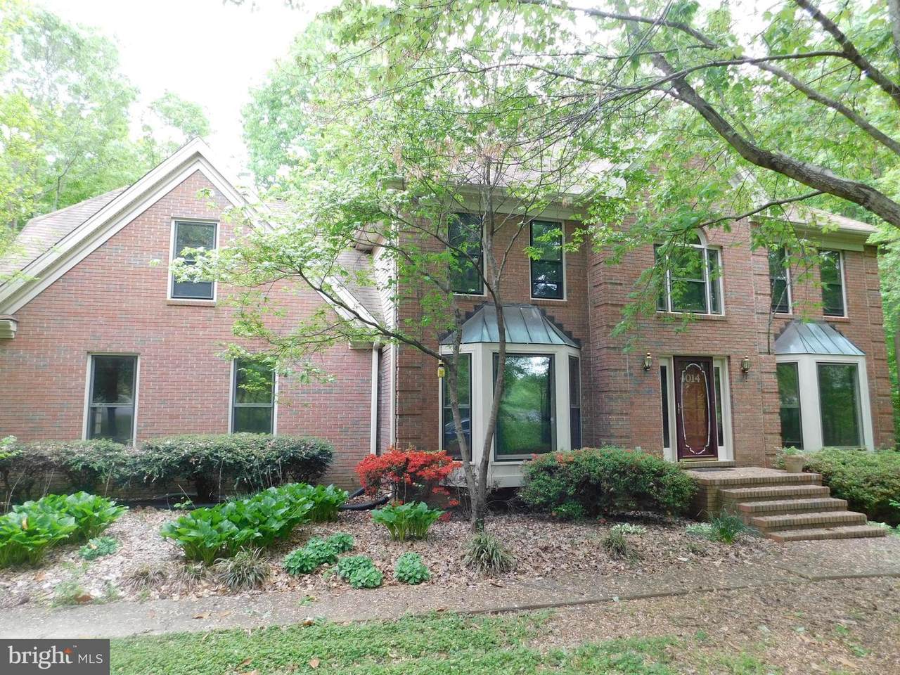 4014 Longwood Drive - Photo 1