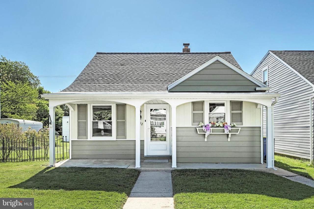 1002 Lancaster Avenue - Photo 1