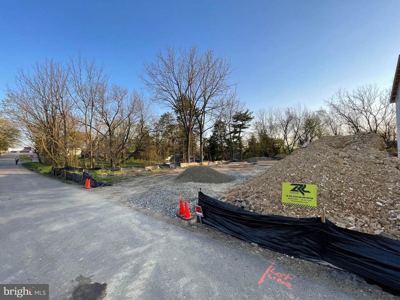 301 Foch Boulevard - Photo 1