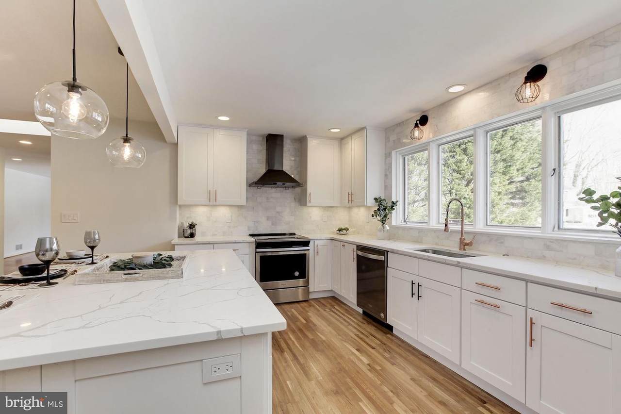 8524 Thornden Terrace - Photo 1