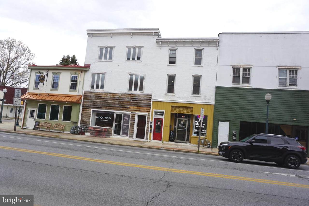 107 Lancaster Avenue - Photo 1