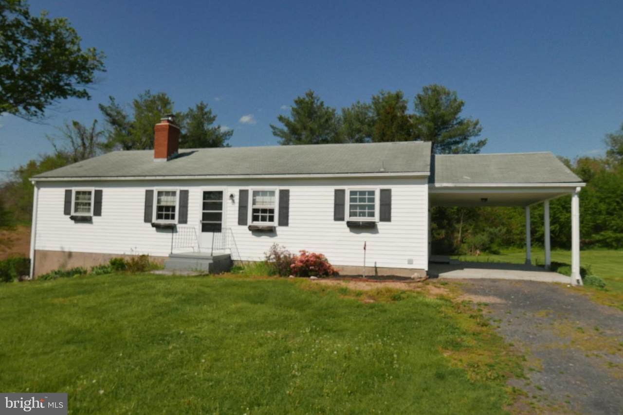8238 Hideaway Rd - Photo 1