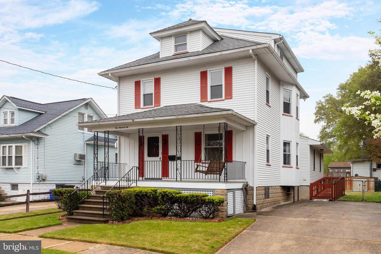 106 Crescent Avenue - Photo 1