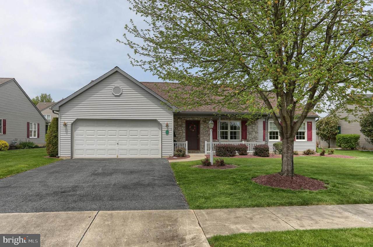 122 Arbor Drive - Photo 1