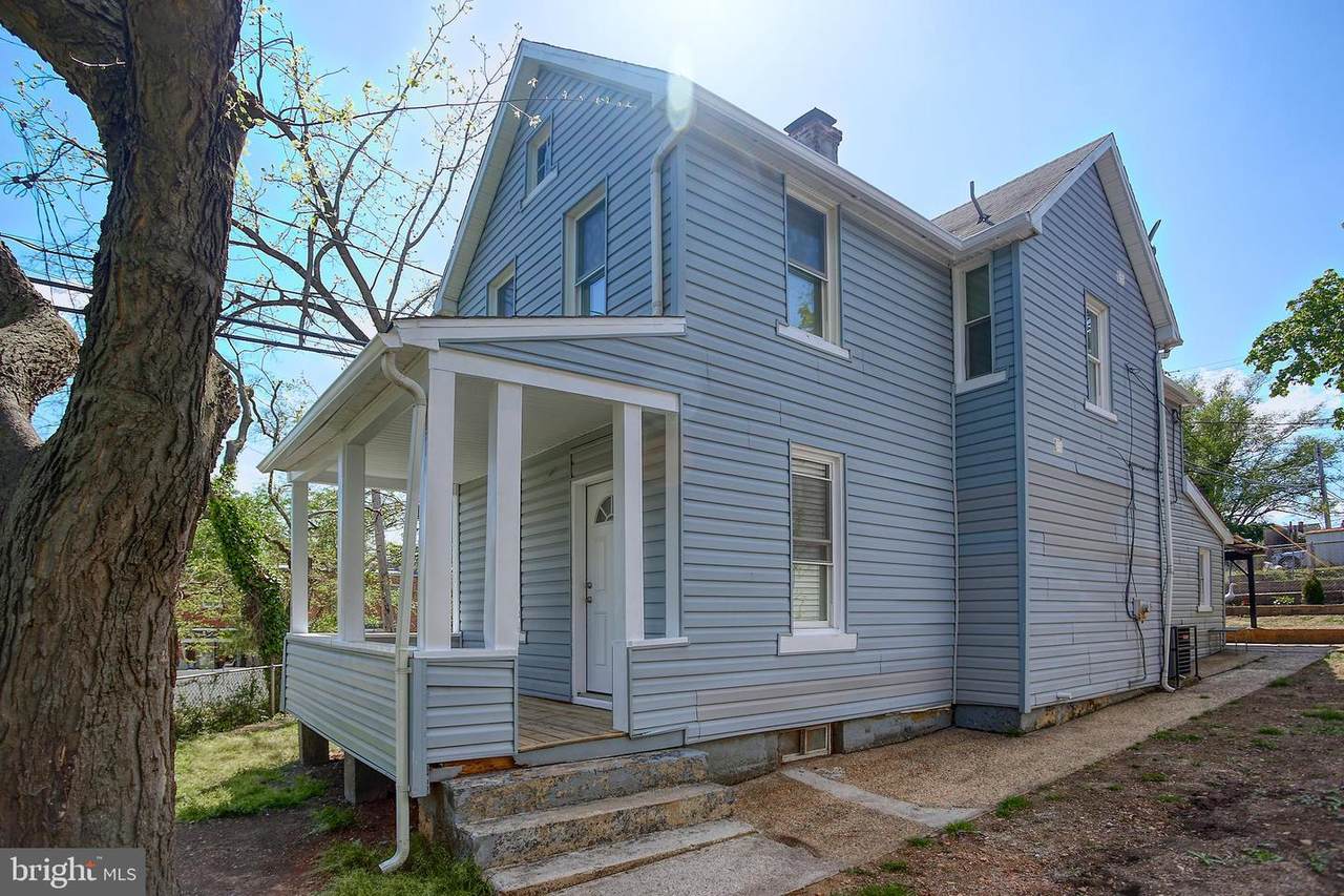 3708 7TH Street - Photo 1