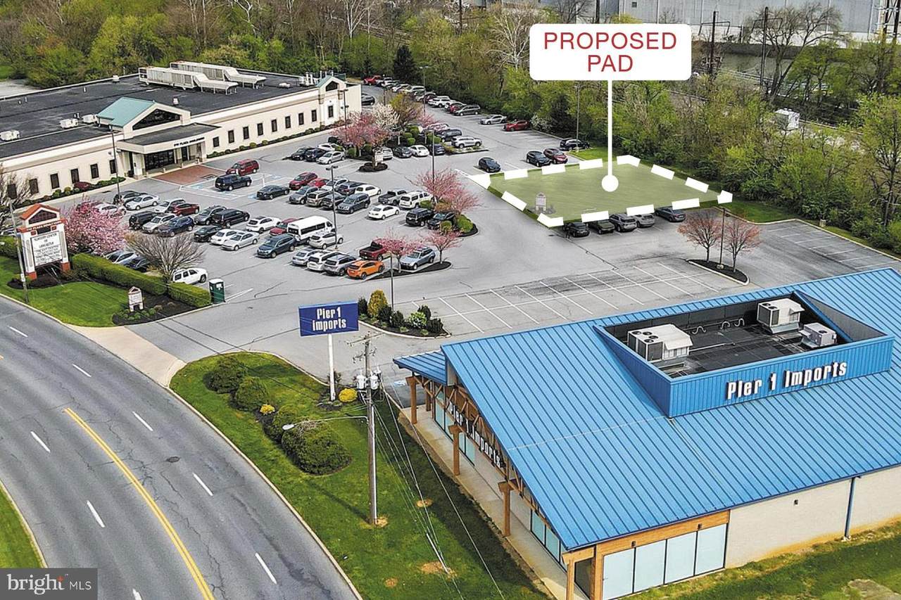 808 Plaza Boulevard - Photo 1