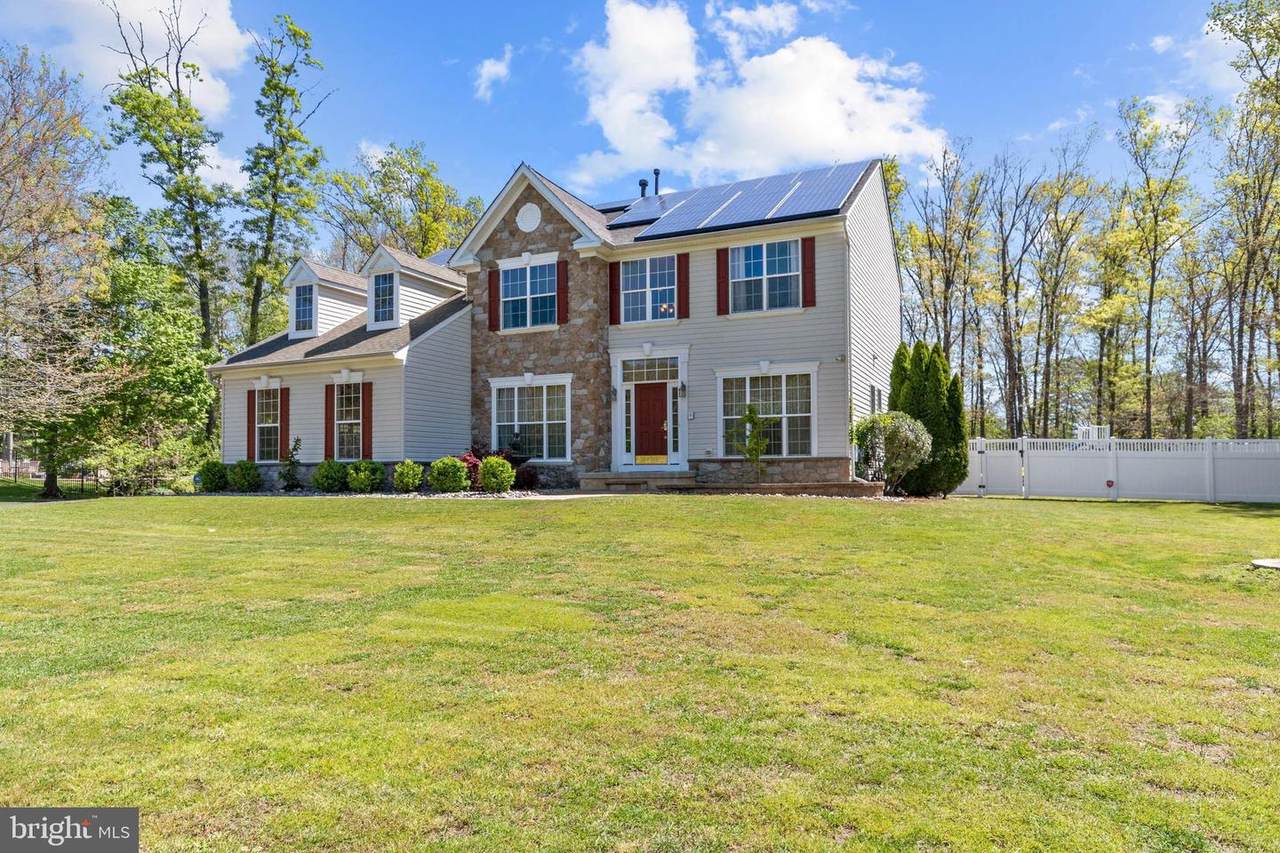 106 Peach Tree Drive - Photo 1