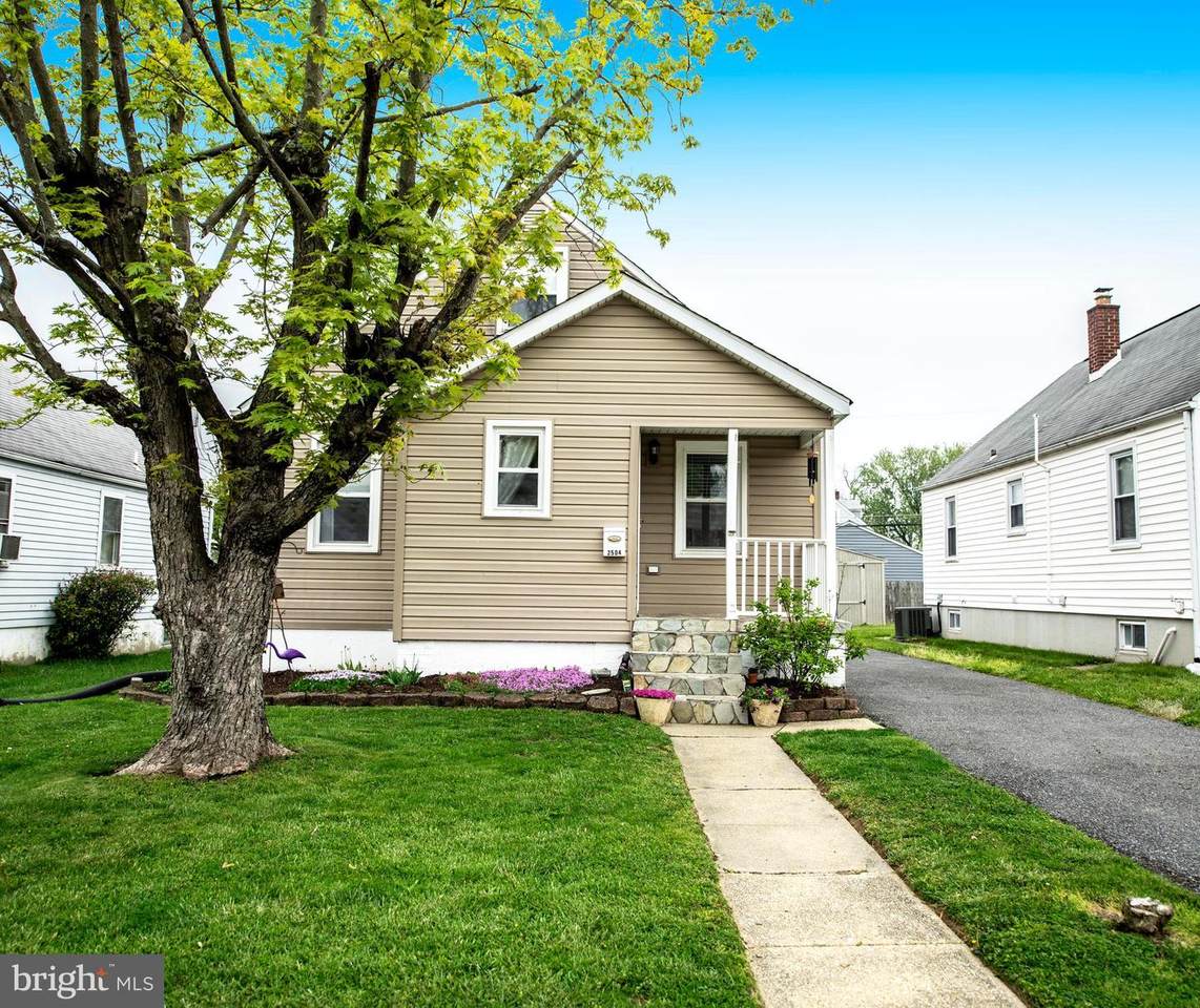 2504 Linwood Road - Photo 1