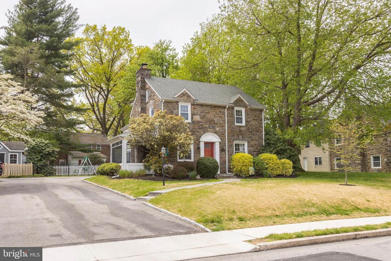 322 Lynbrooke Road - Photo 1