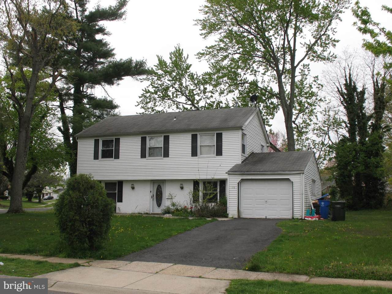 115 Millbrook Drive - Photo 1