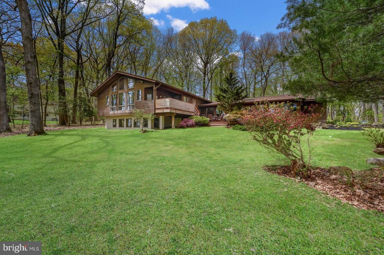 3855 Dogwood Lane - Photo 1