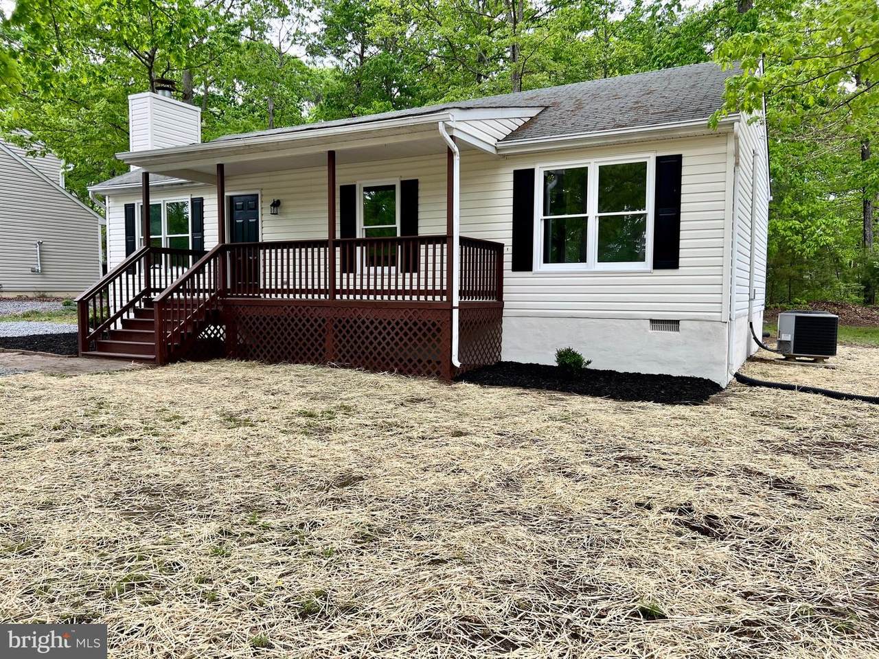 716 Glen Cove Drive - Photo 1
