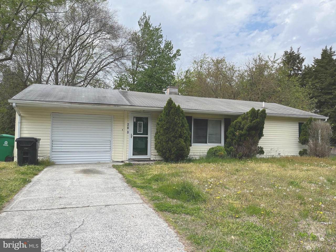 203 Governor Boulevard - Photo 1