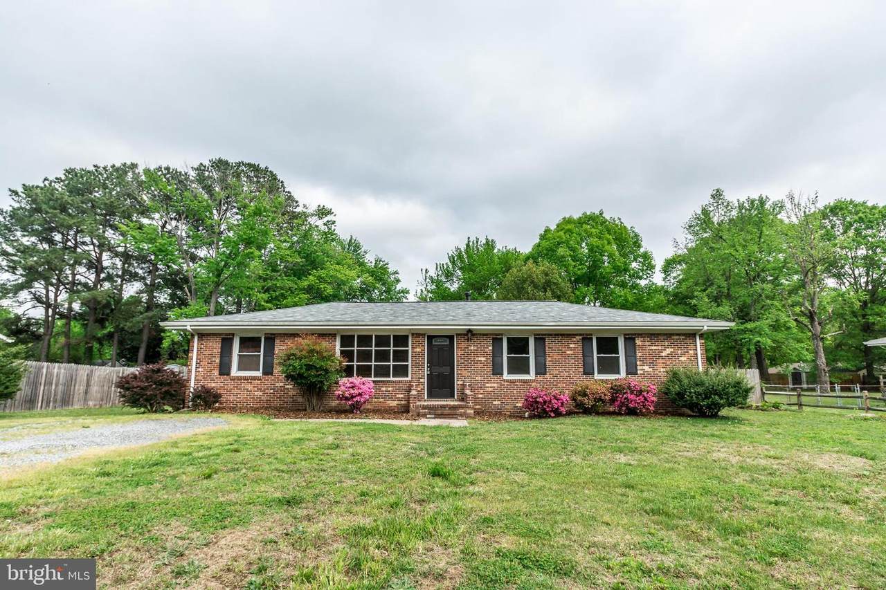 3110 Waverly Drive - Photo 1