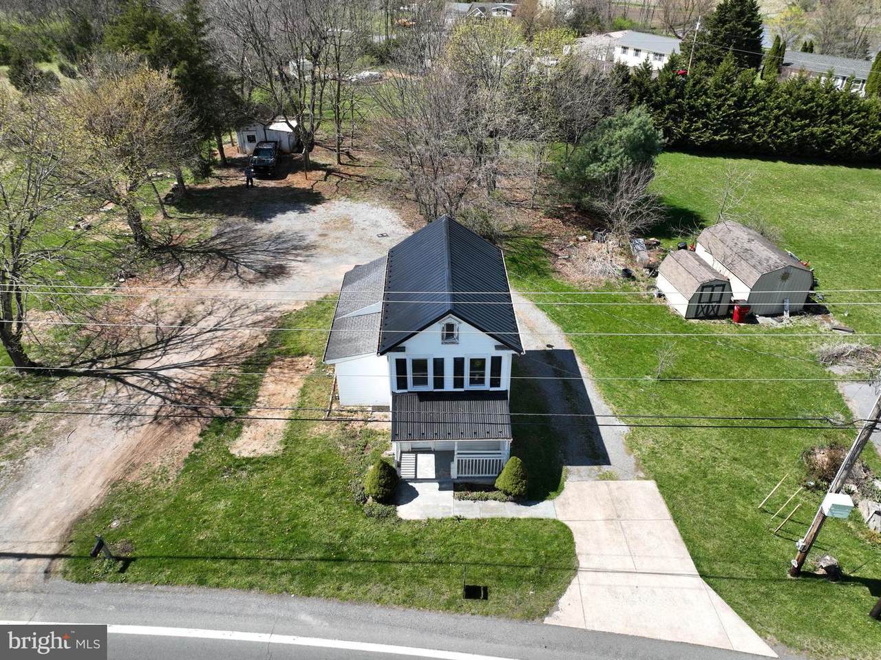 3803 Williamsport Pike - Photo 1