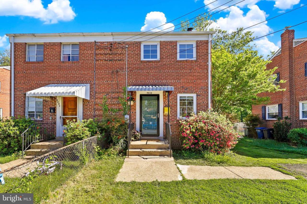 4434 Vermont Avenue - Photo 1