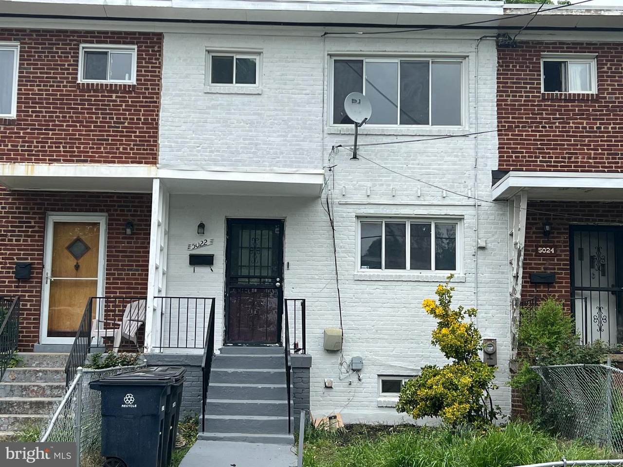 5022 Roseld Court - Photo 1