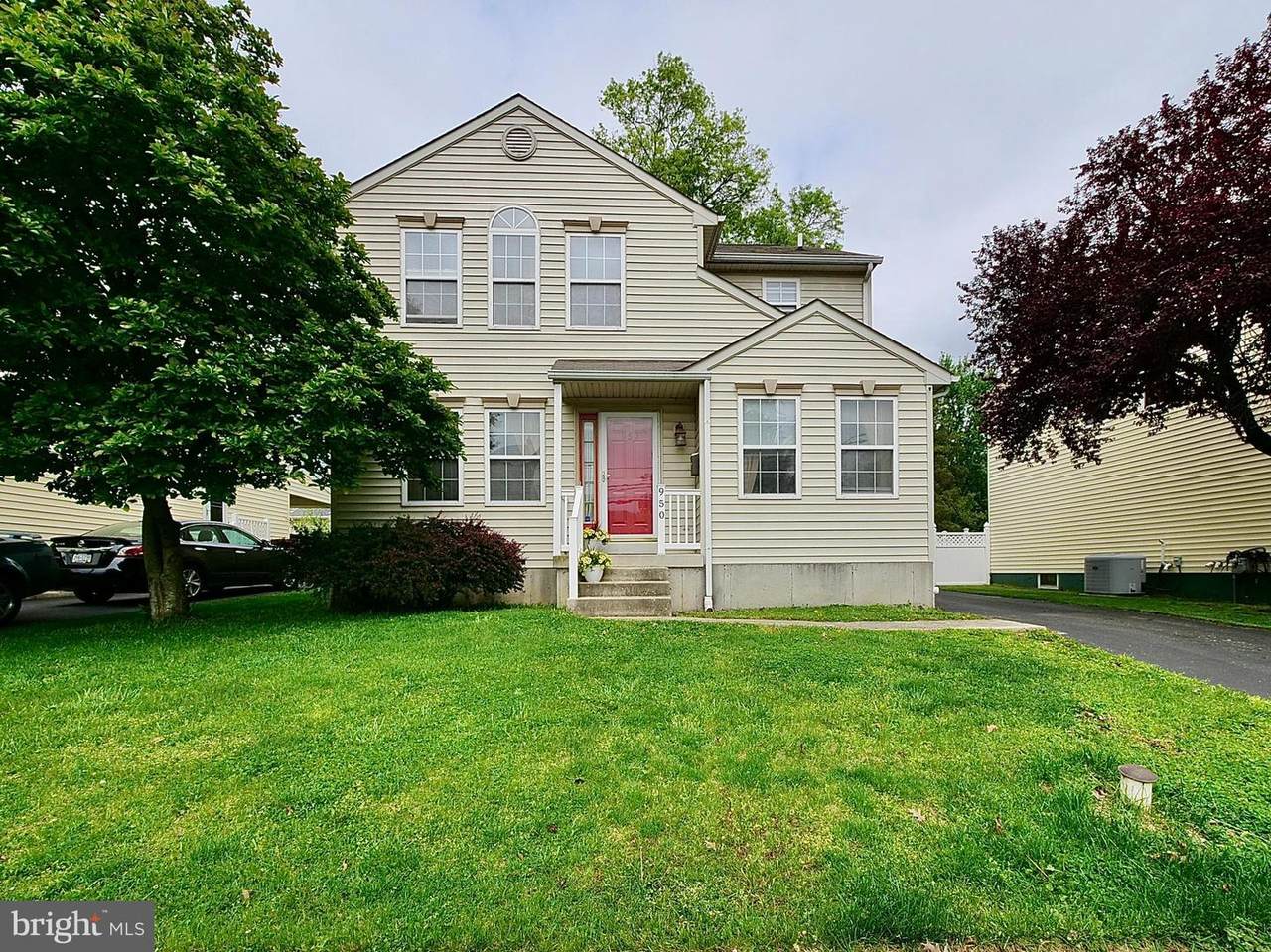950 Mitchell Avenue - Photo 1