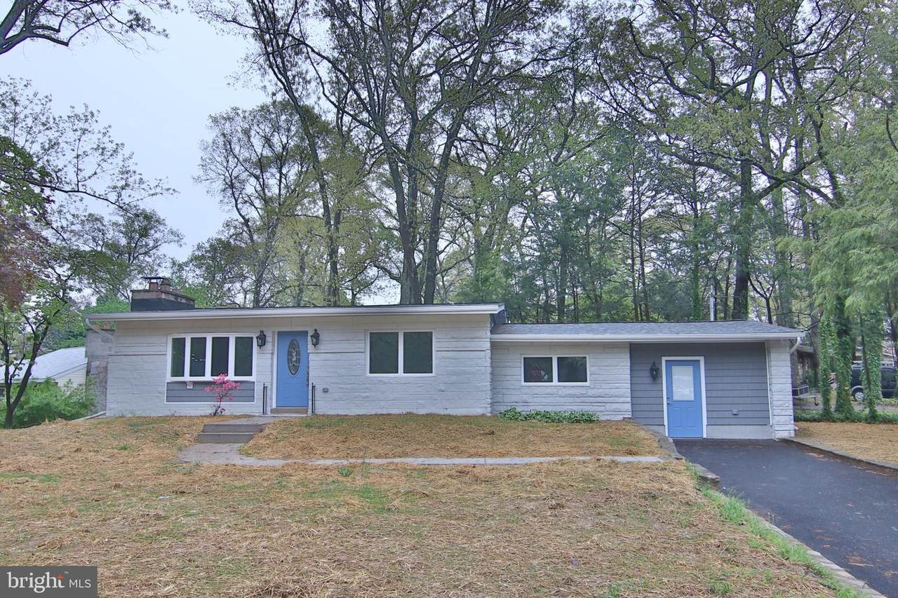 301 Green Drive - Photo 1