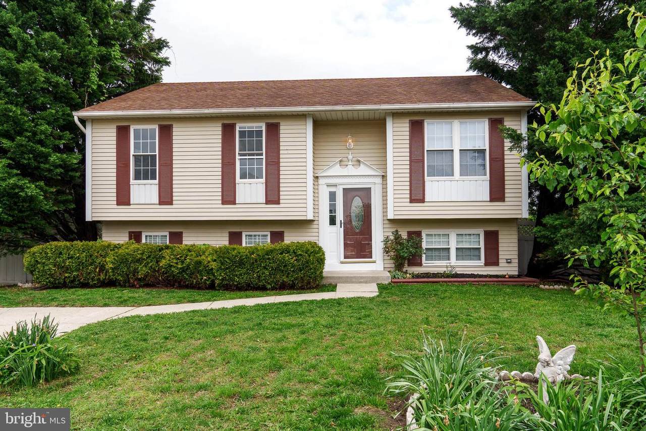 408 Chalmers Avenue - Photo 1
