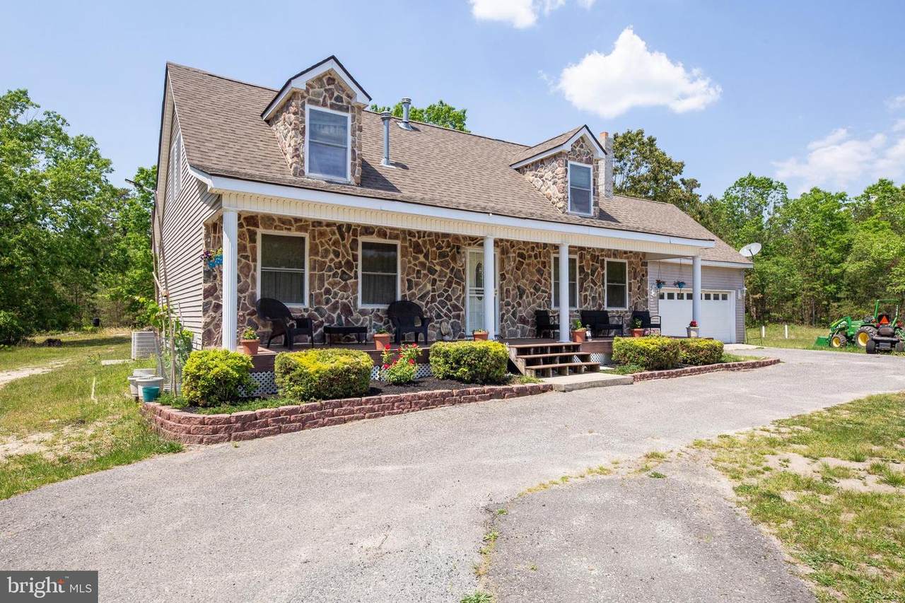1393 Harding Highway - Photo 1