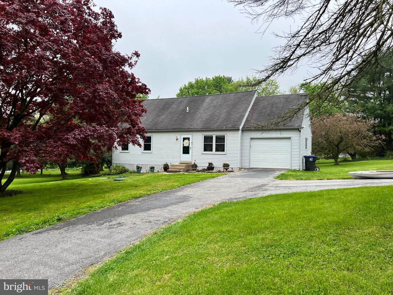385 Mount Carmel Road - Photo 1