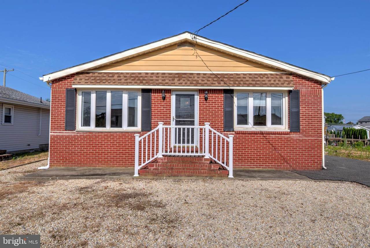 3 Sands Point Road - Photo 1