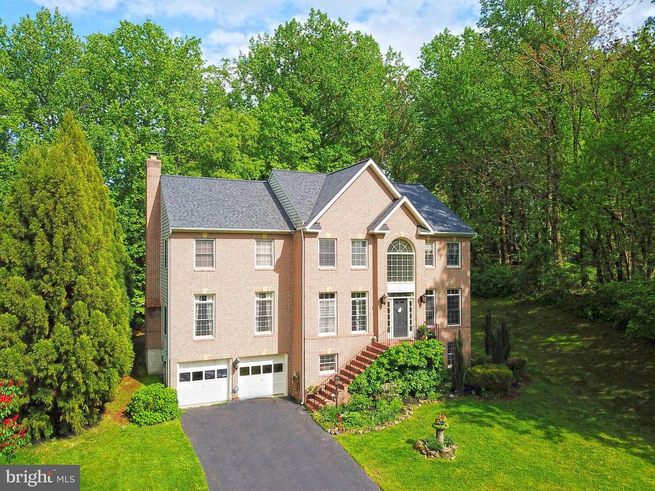 520 Fortress Circle - Photo 1