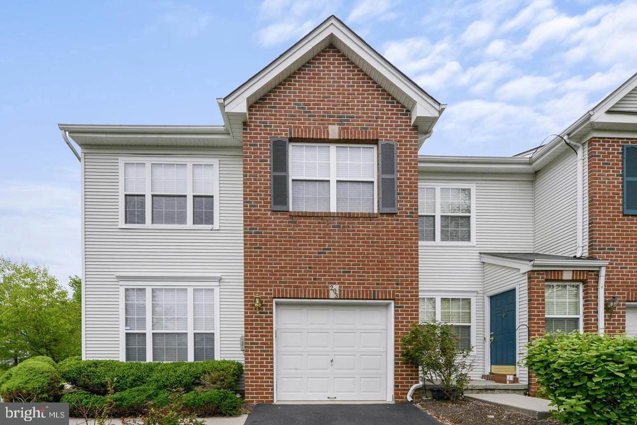 203 Quail Creek - Photo 1