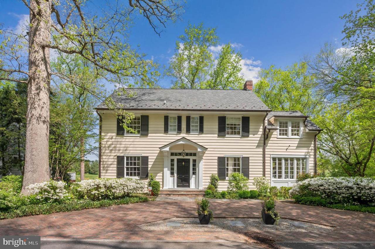 43 Lenox Street - Photo 1