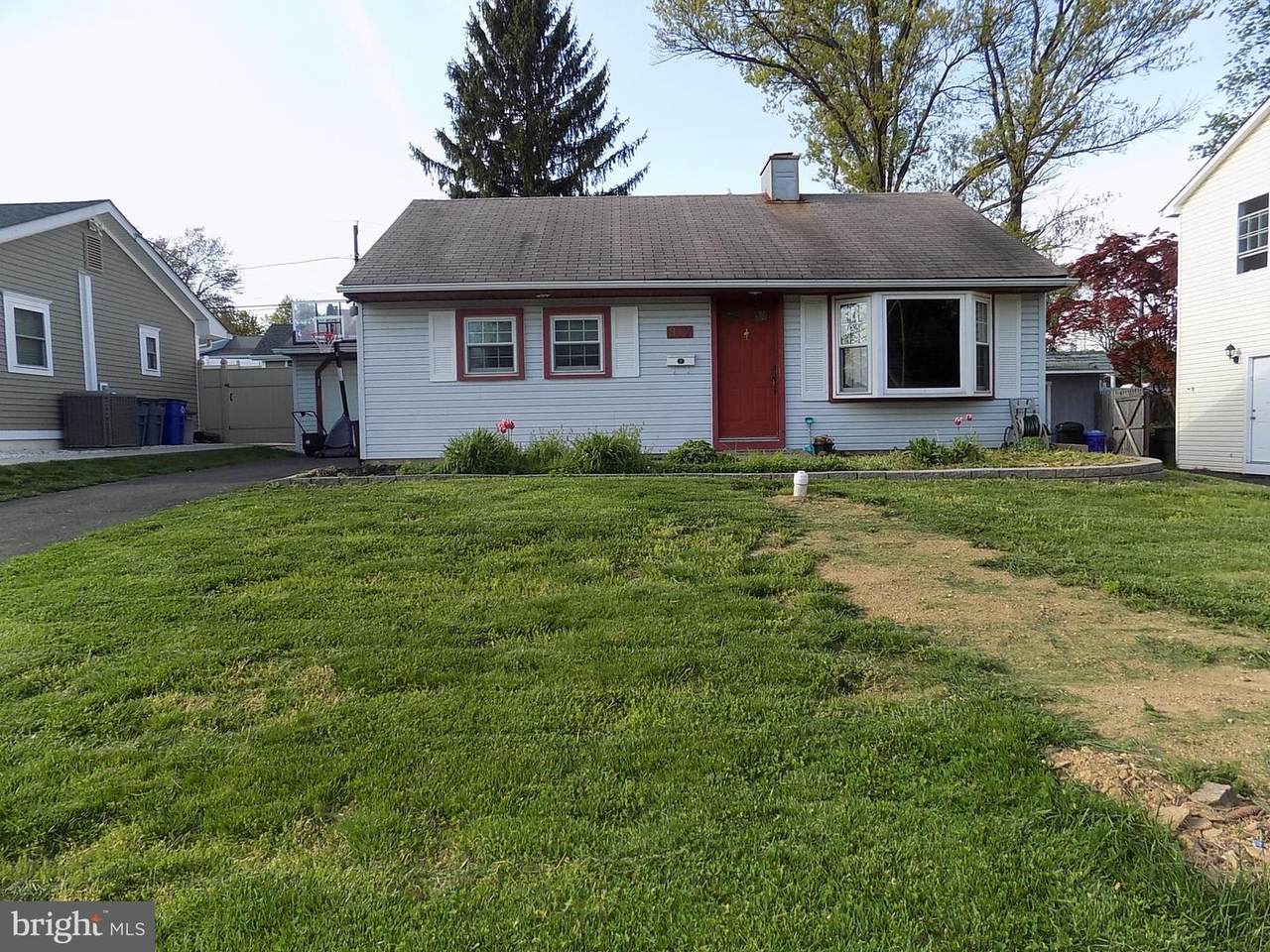 317 Chelsea Road - Photo 1