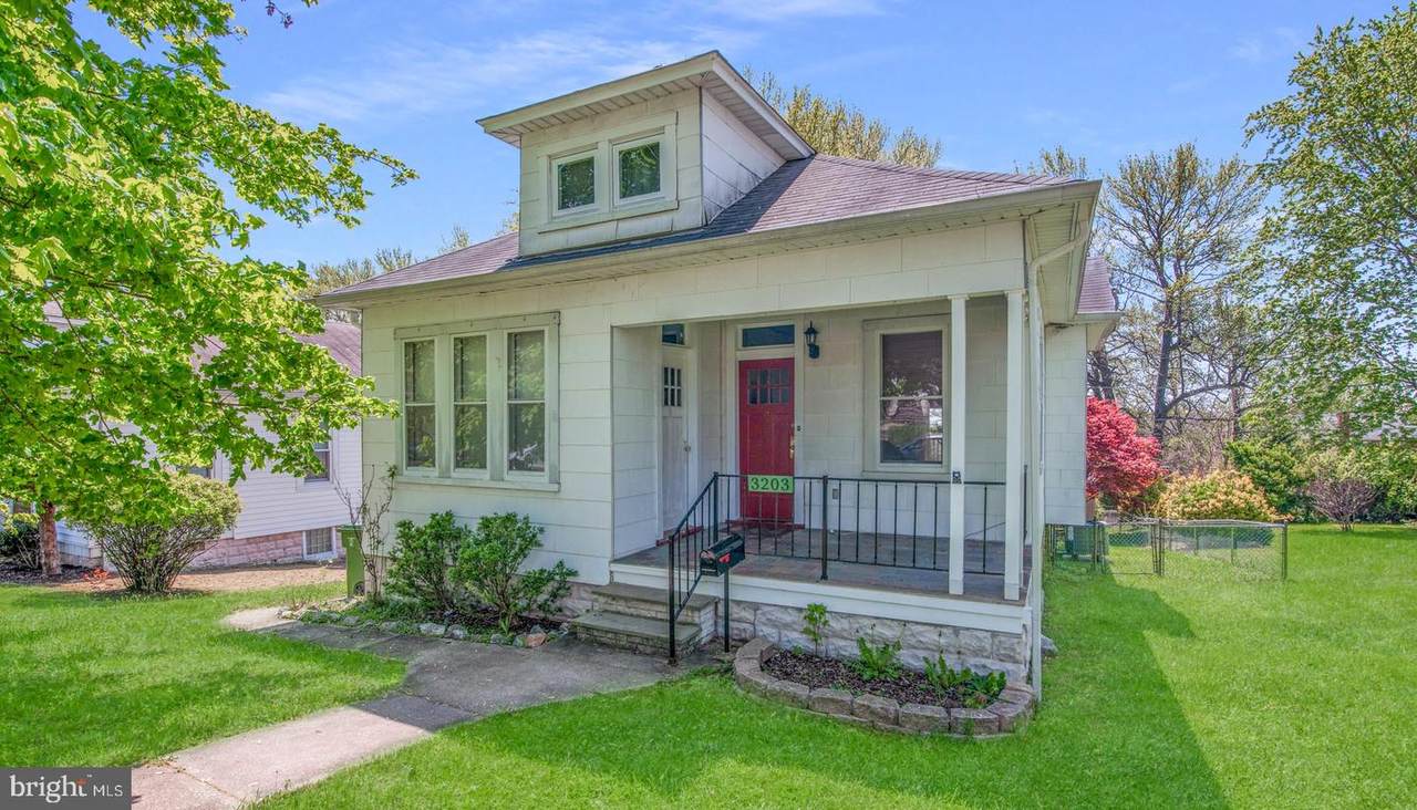 3203 Chesley - Photo 1