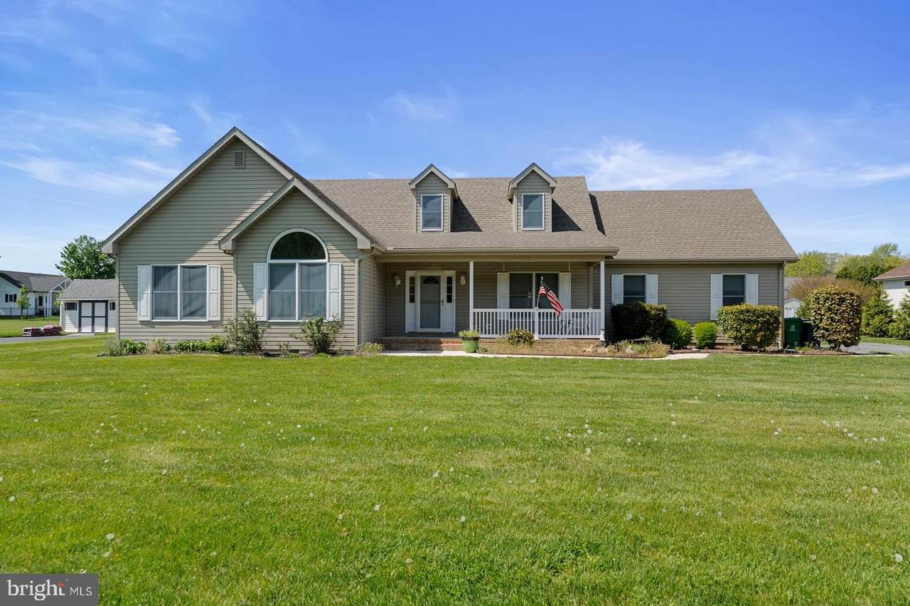 169 Connie Lane - Photo 1