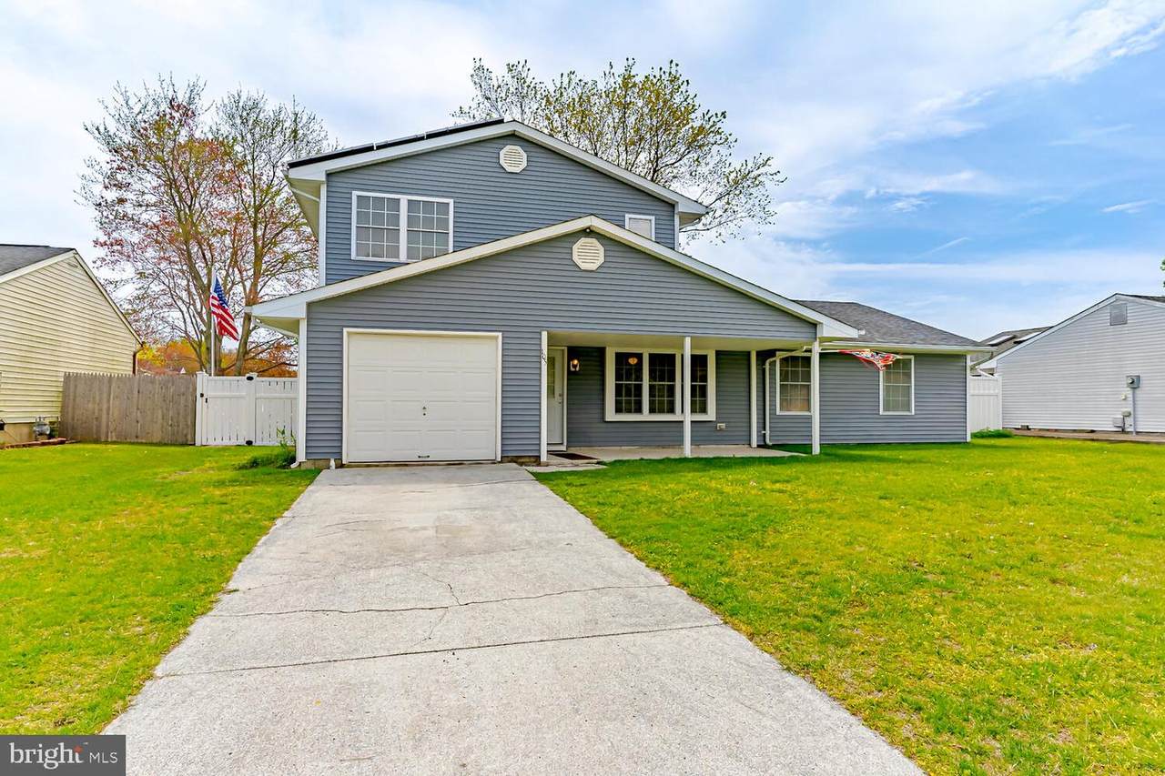 105 Cayuga Lake Drive - Photo 1