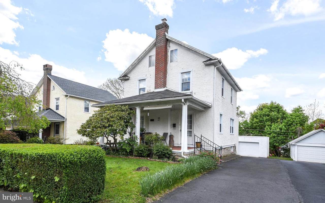 315 Rodman Avenue - Photo 1