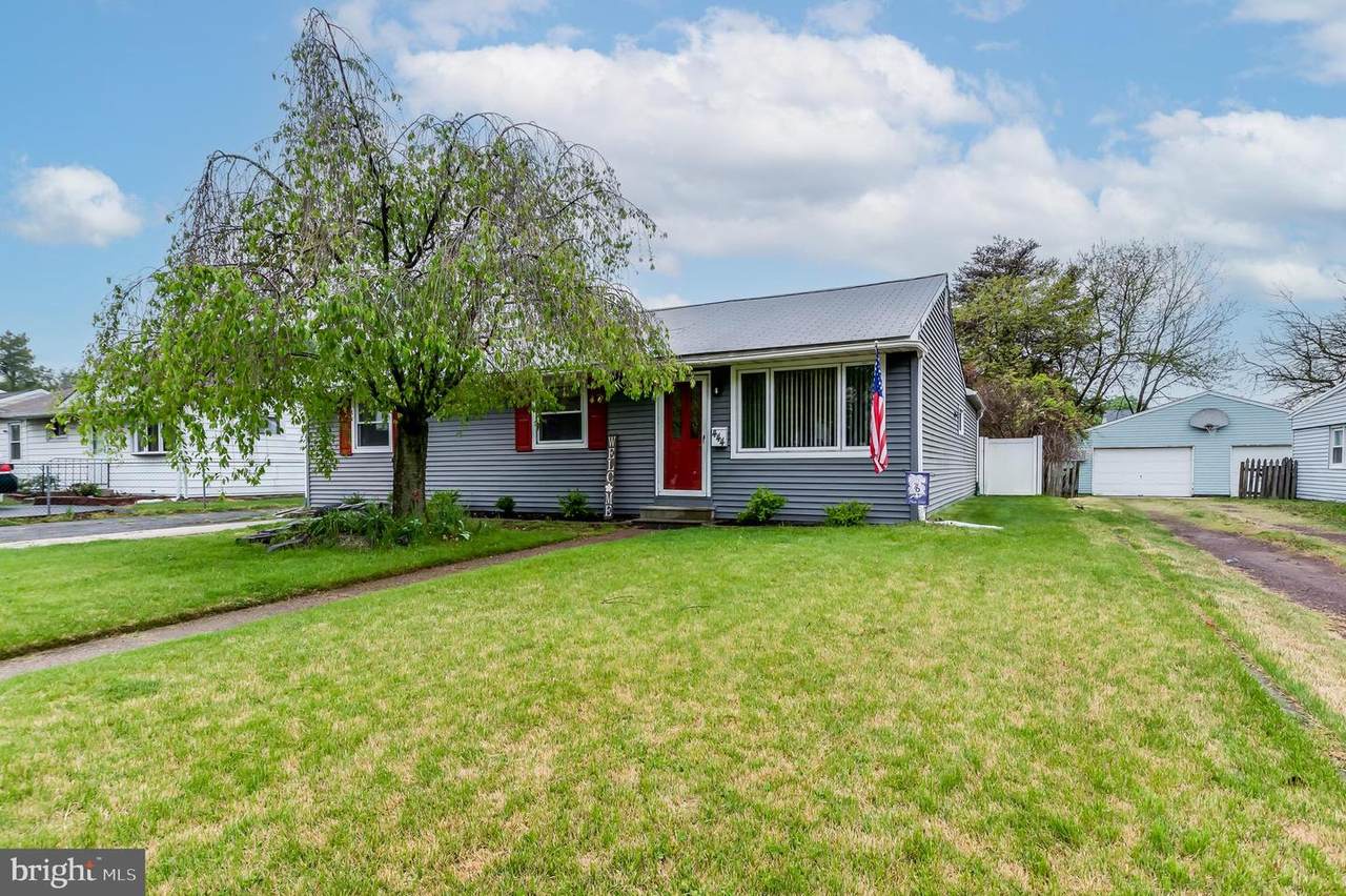 444 Forklanding Road - Photo 1