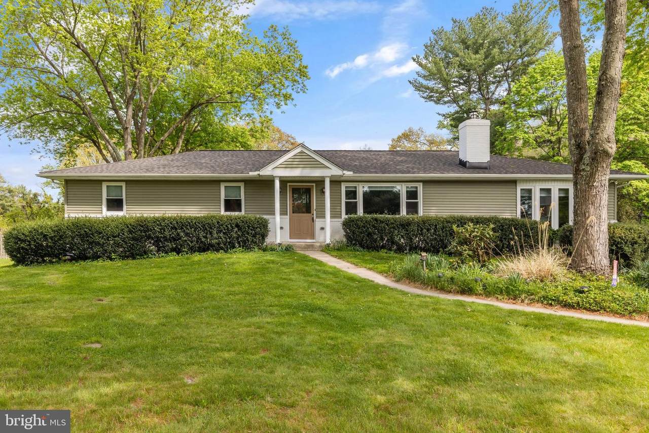 1011 Wheel Road - Photo 1