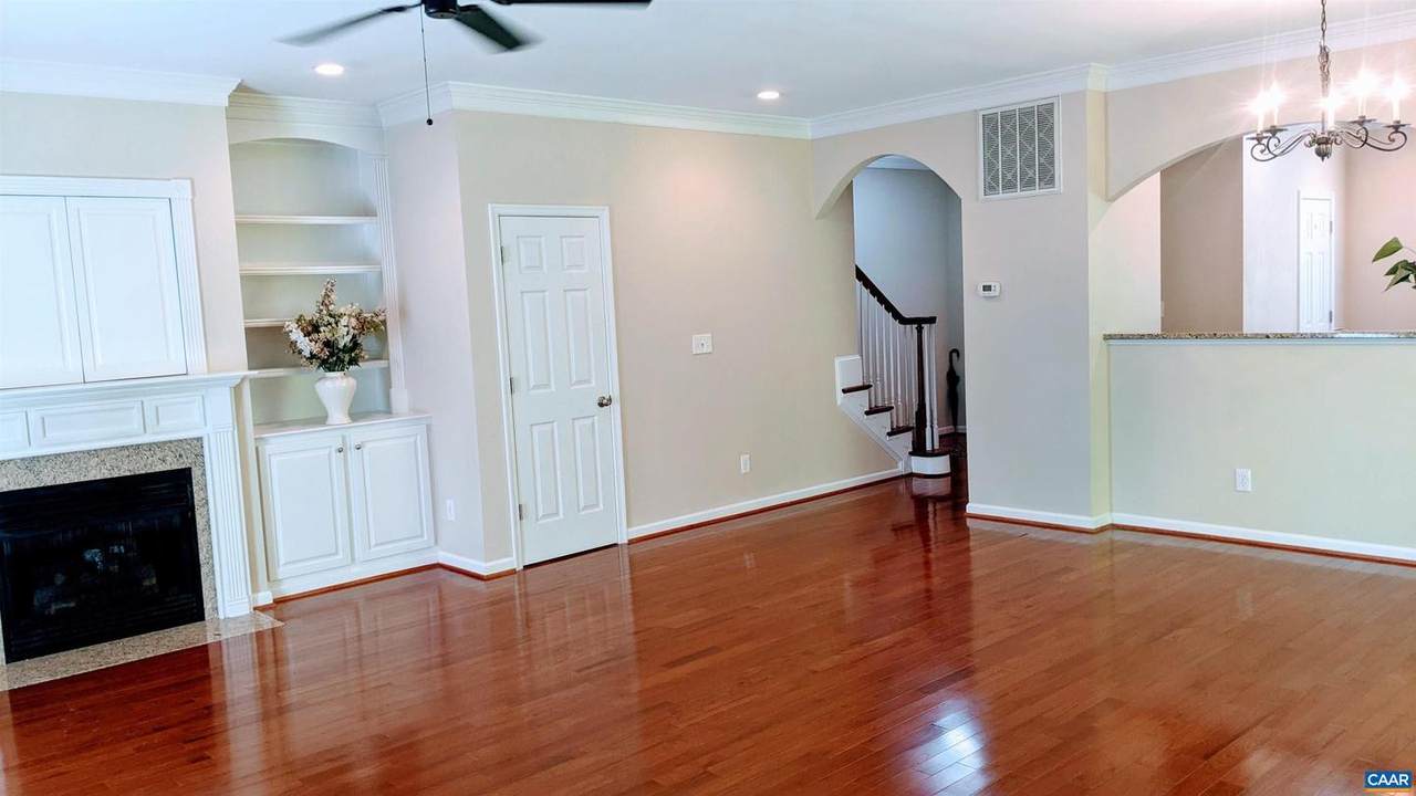 321 Quarry Rd - Photo 1
